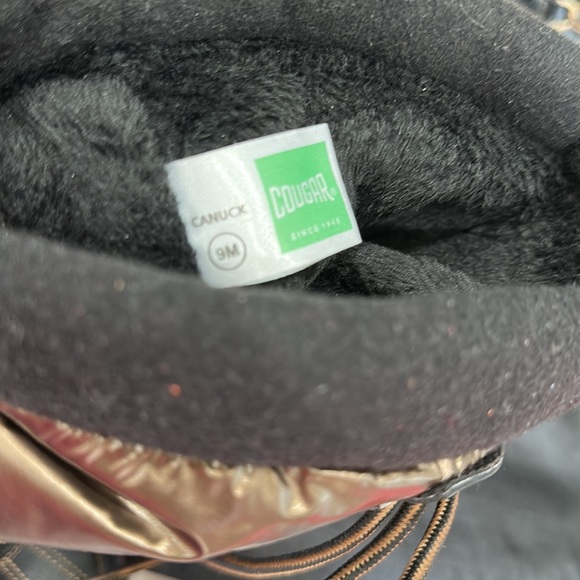 Cougar Waterproof Boots - Picture 3 of 6